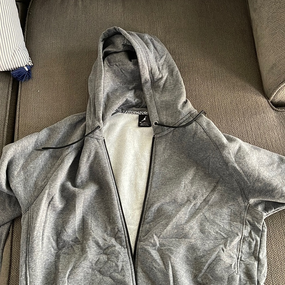NWT. Nike Air Jordan full zip hoodie. Men’s size XL